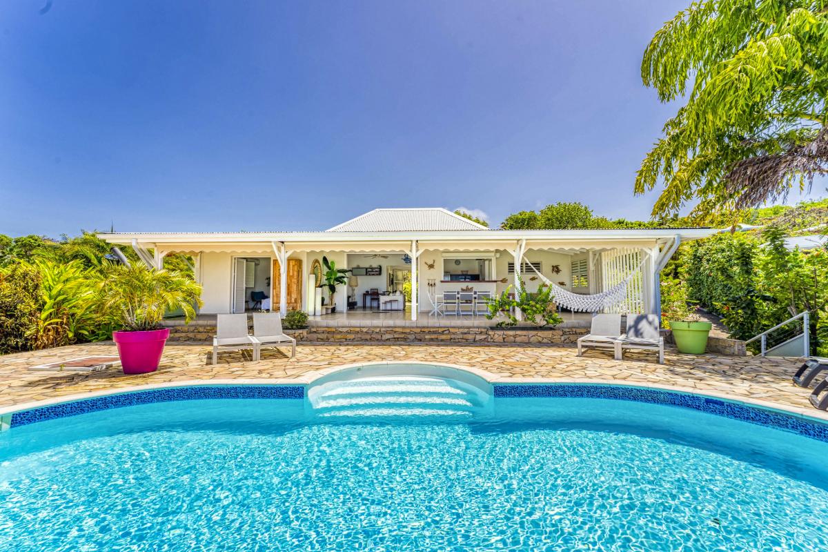 Location villa Grand Bourg Marie Galante_ Piscine 