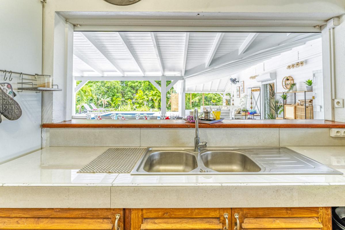Location villa Grand Bourg Marie Galante_ Cuisine 