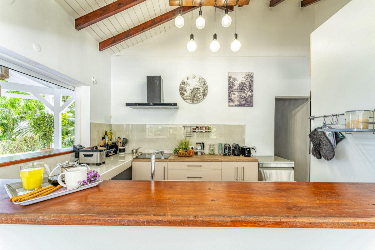 Location villa Grand Bourg Marie Galante_ Cuisine 