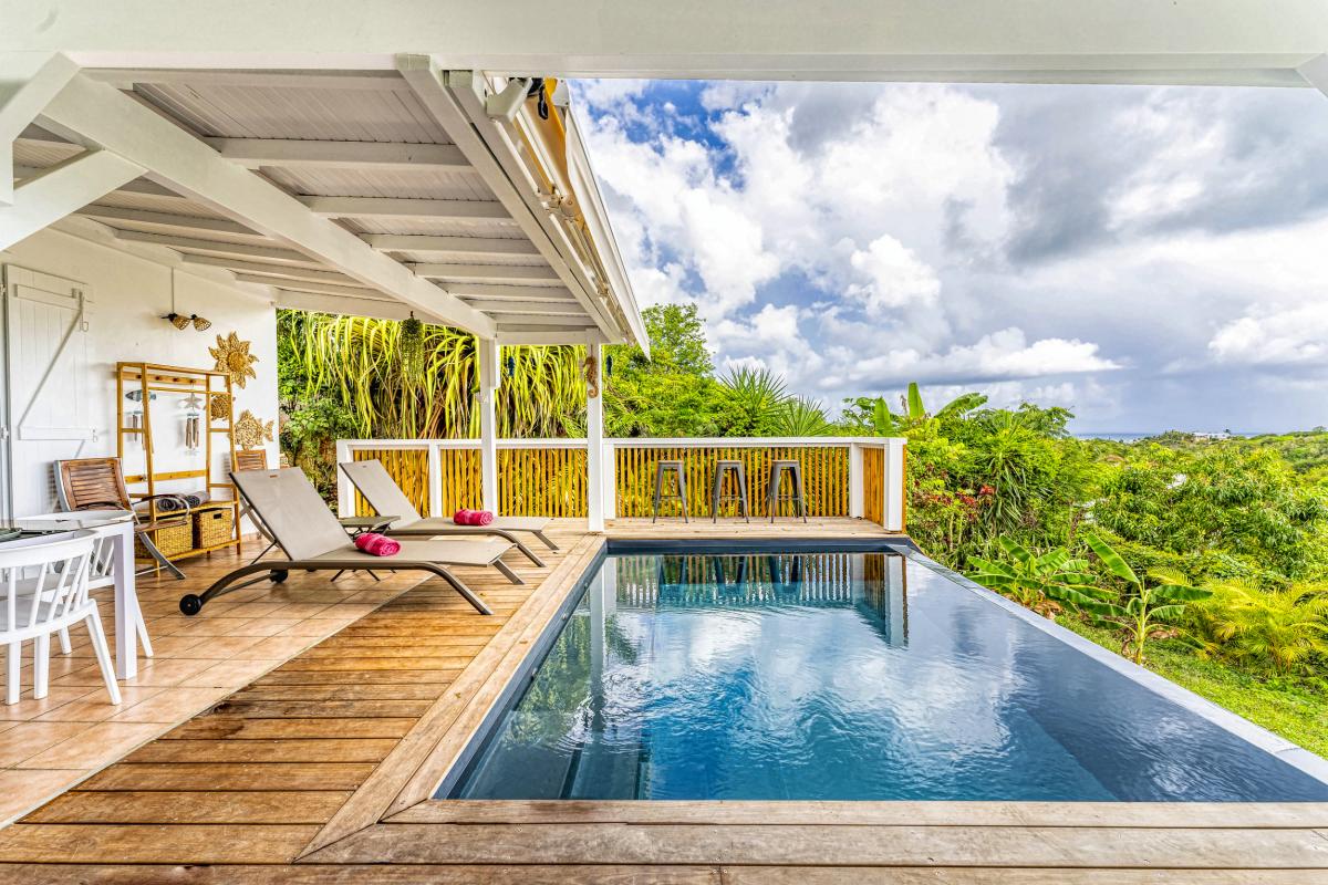 Location villa Grand Bourg Marie Galante_ Piscine 