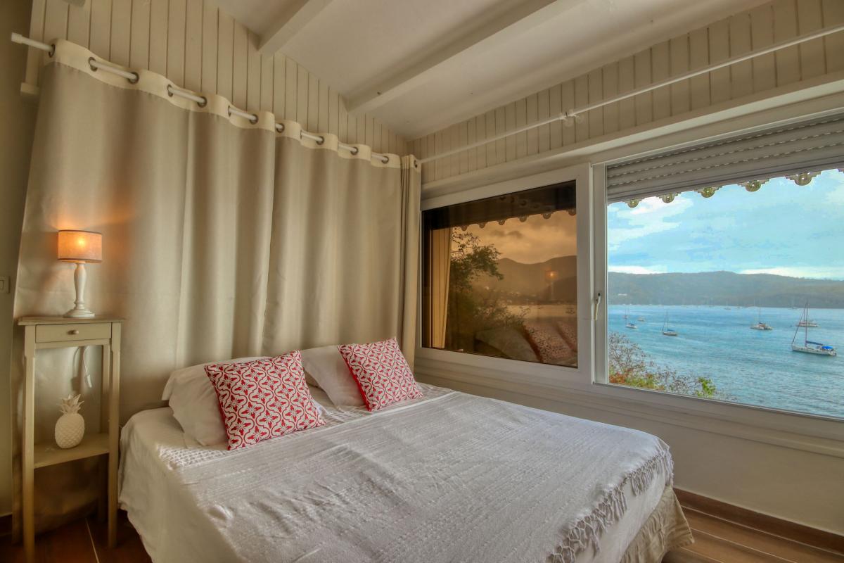 Location villa Martinique belle piscine vue mer chambre 2