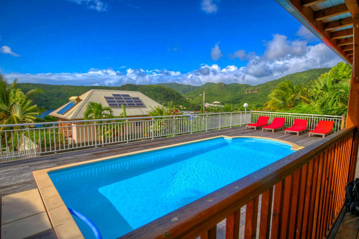 Location villa Martinique - Piscine et deck
