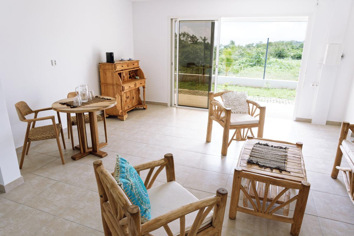 34 location villa martinique le diamant_salon rez de chaussee