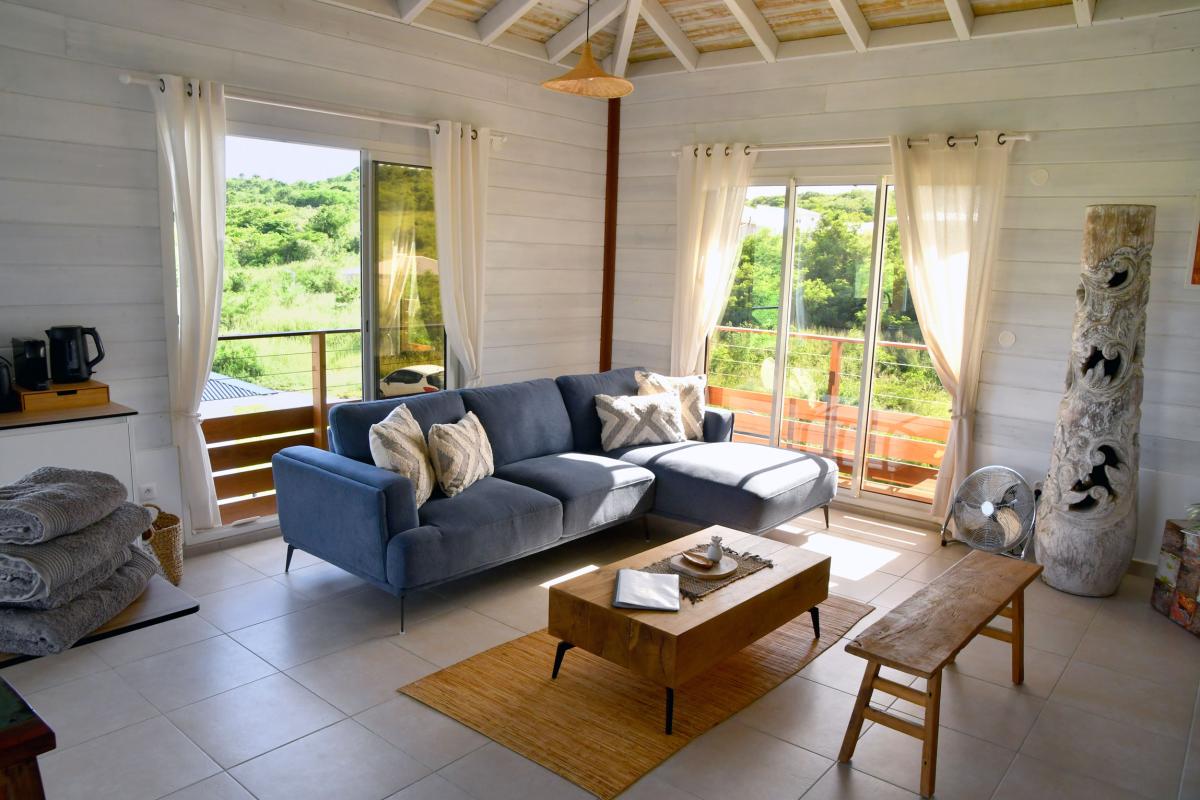 7 location villa martinique le diamant_salon