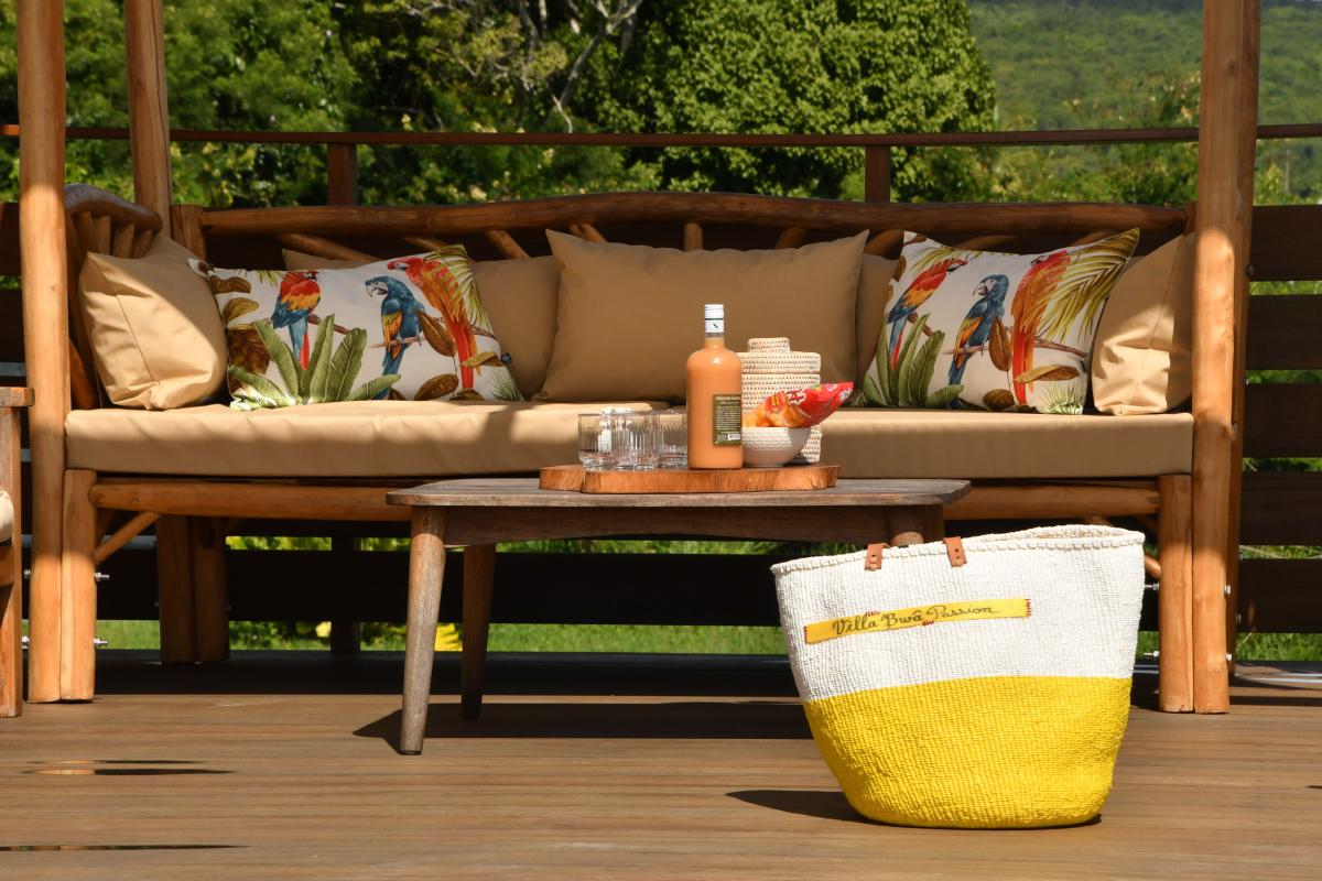 8 location villa martinique le diamant_Le salon extérieur