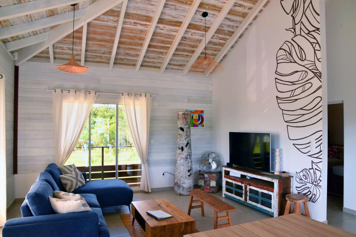 8 location villa martinique le diamant_Salon