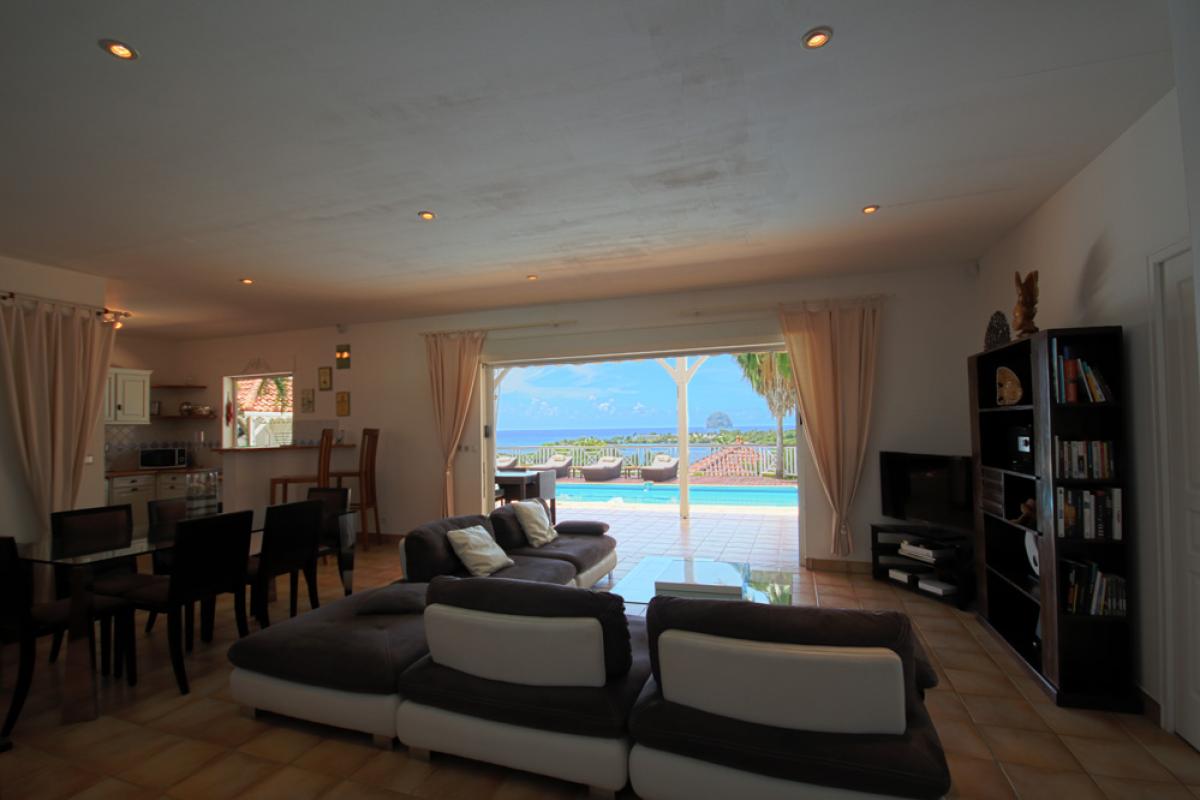 Living room & Swimming pool - Diamant Living room & Swimming pool - Diamant