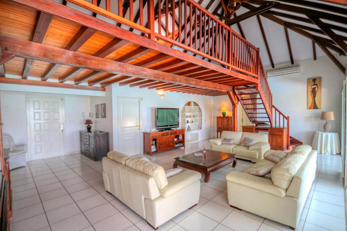 Villa rental Martinique - Swimming pool & Sunbeds