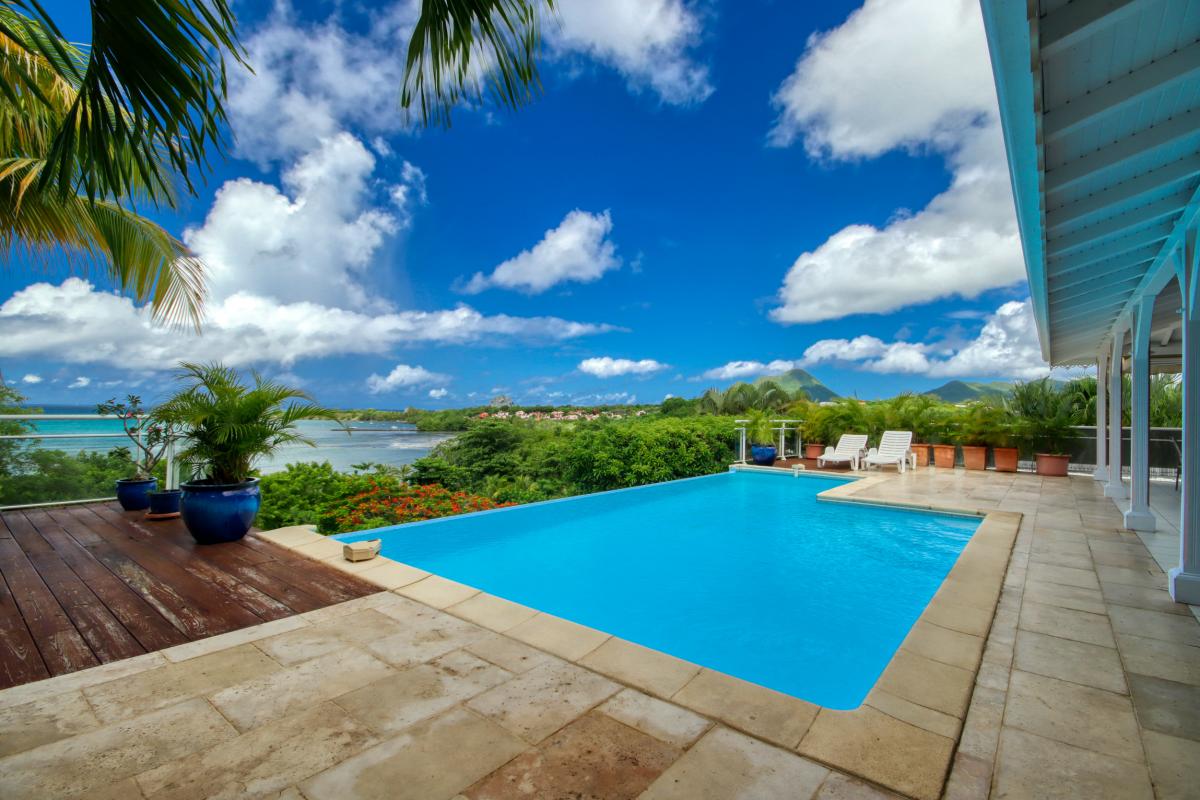 Location villa Martinique - Vue mer et piscine