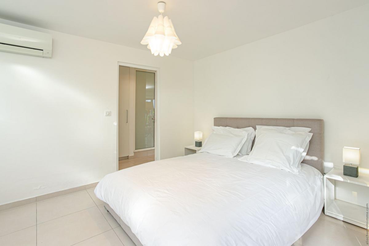 location villa martinique vue mer au diamant chambre 4 rez de jardin vue 2 