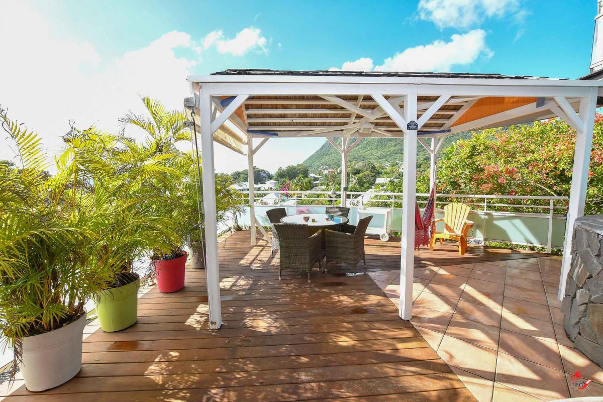 location villa martinique au diamant bas de villa terrasse