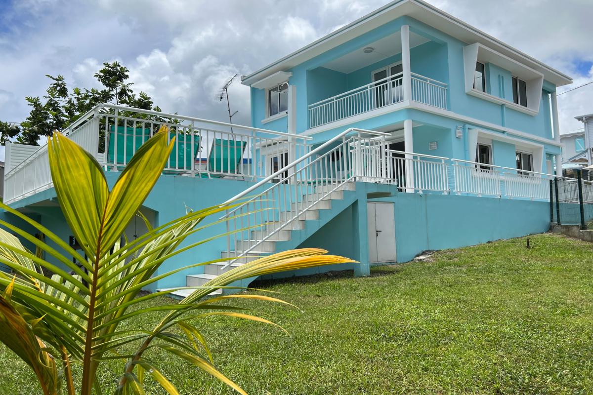 location villa Martinique 8 personnes Le Diamant vue ensemble