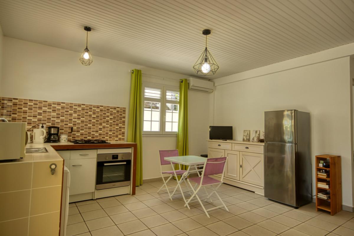 Maison vacances Martinique 4 personnes Le Diamant - La Cuisine