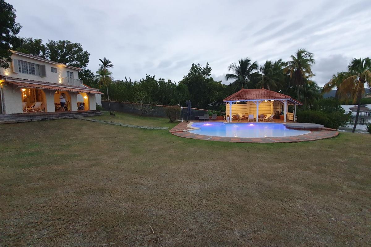 Villa 9 personnes Martinique - Jardin et piscine