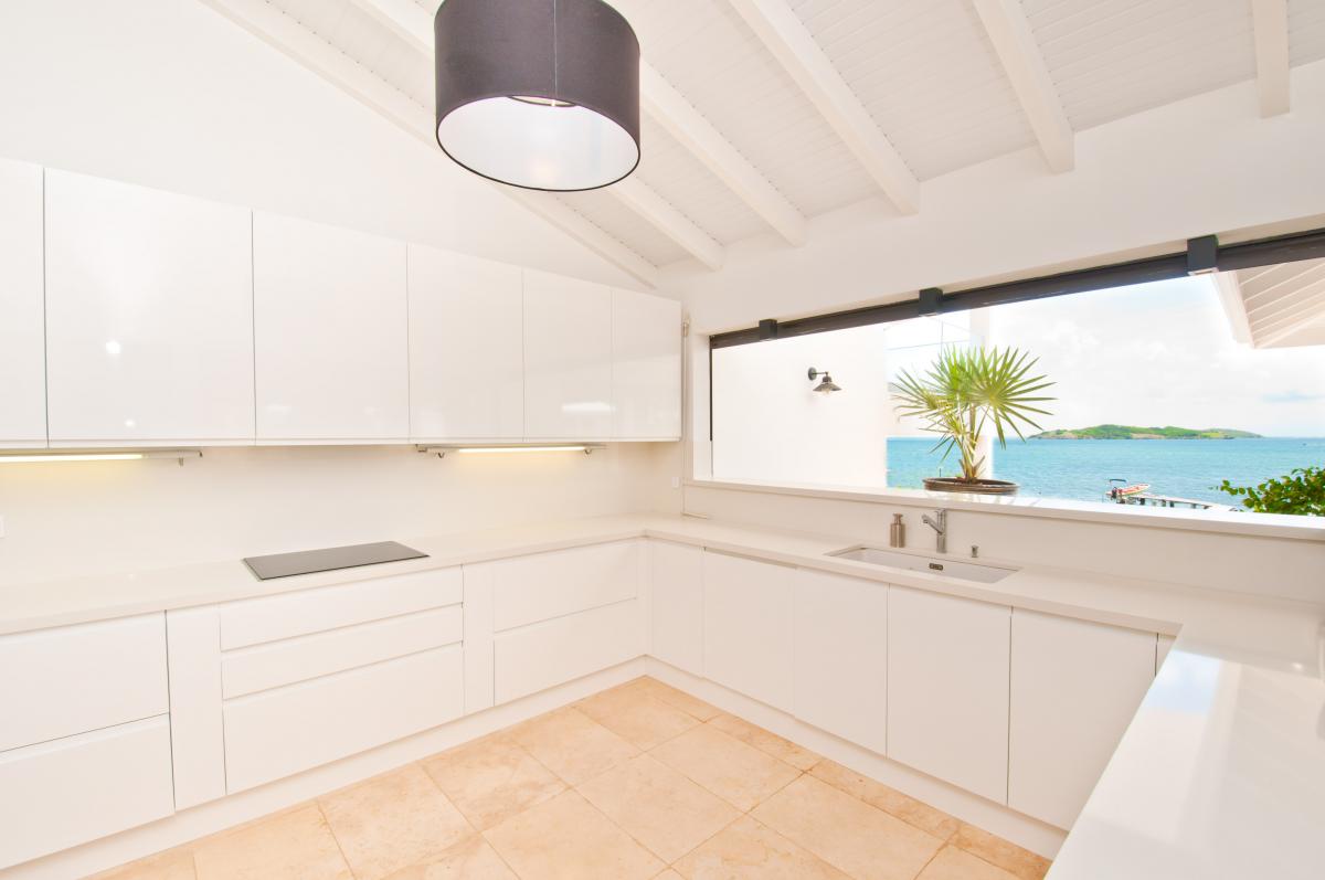 location villa d'exception 14 personnes vue mer cuisine