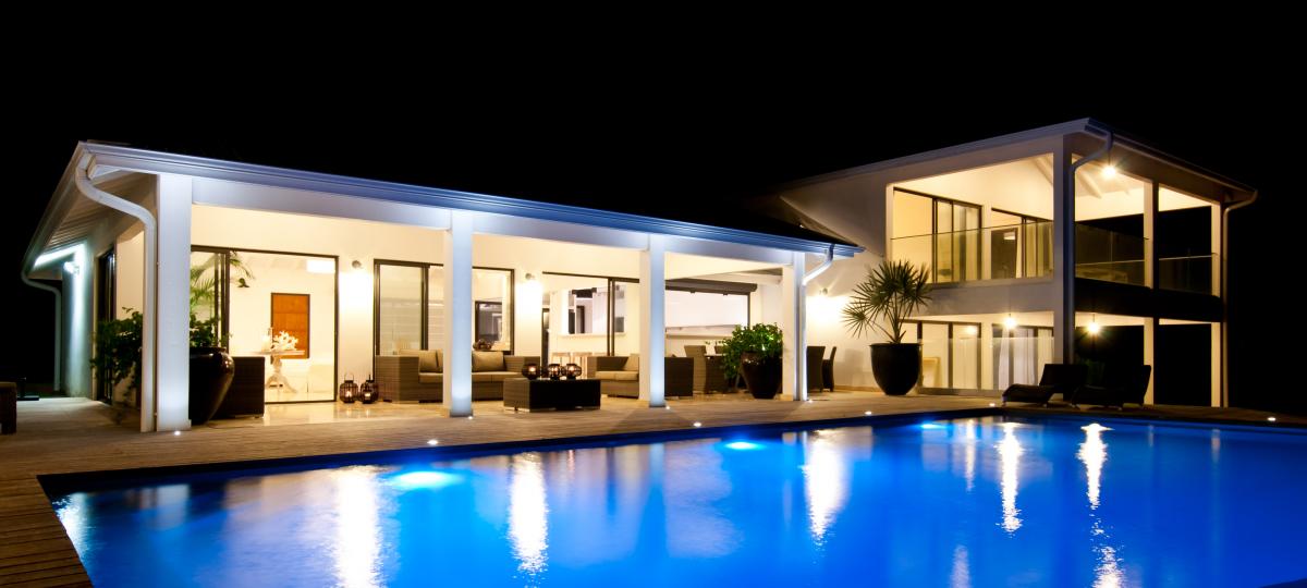 location villa d'exception 14 personnes vue mer ensemble nuit
