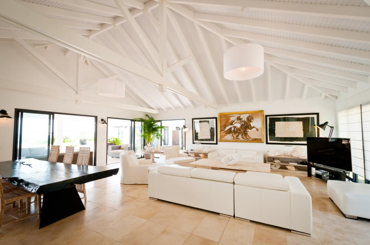 location villa d'exception 14 personnes vue mer salon2