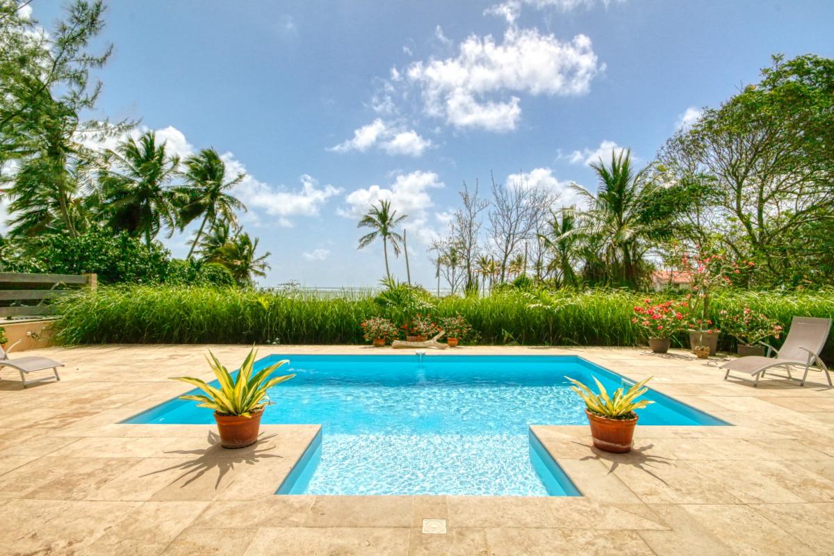 location villa martinique 10 personnes 4 chambres avec piscine et vue mer