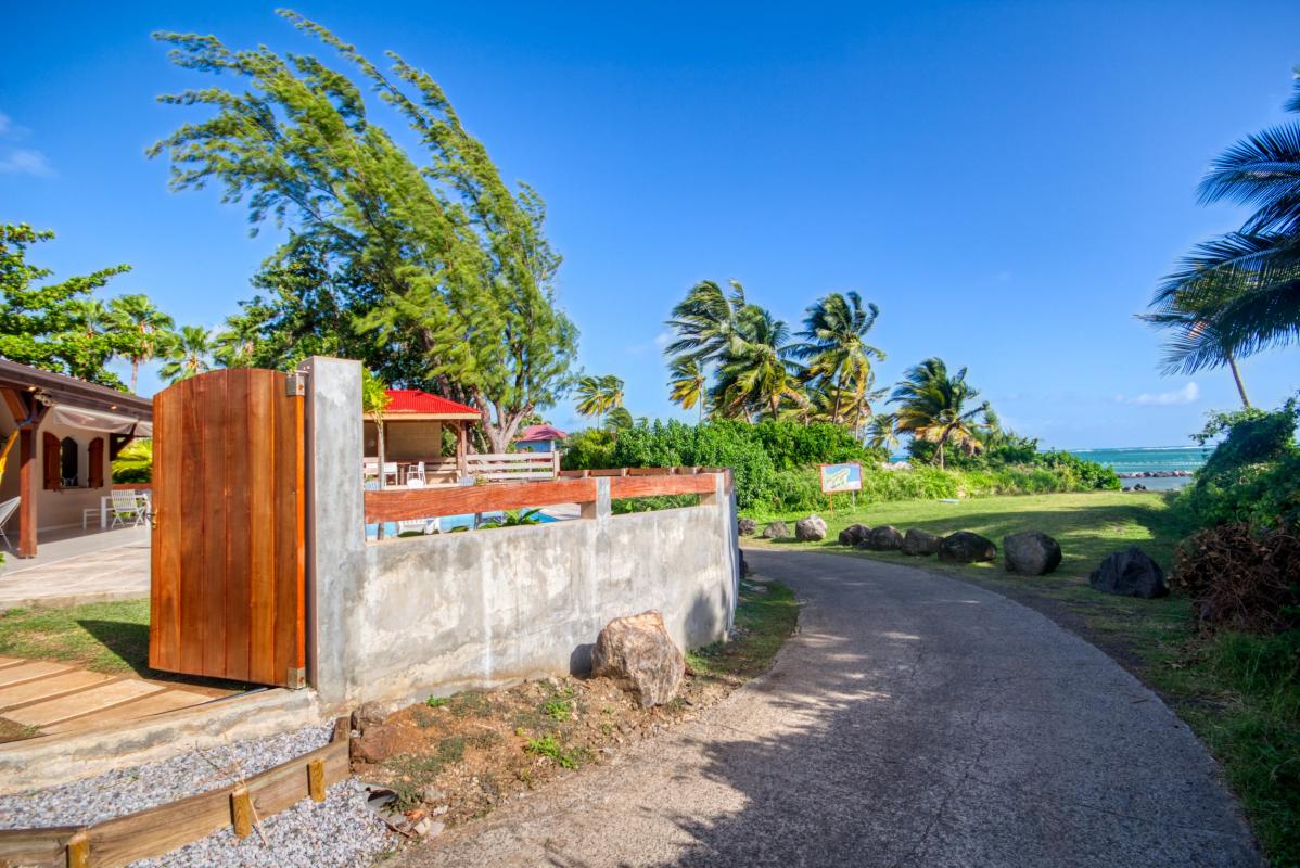 location villa martinique route accès plage