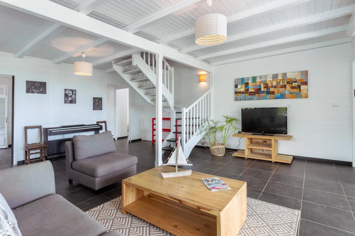 Location villa Martinique - salon avec télévision