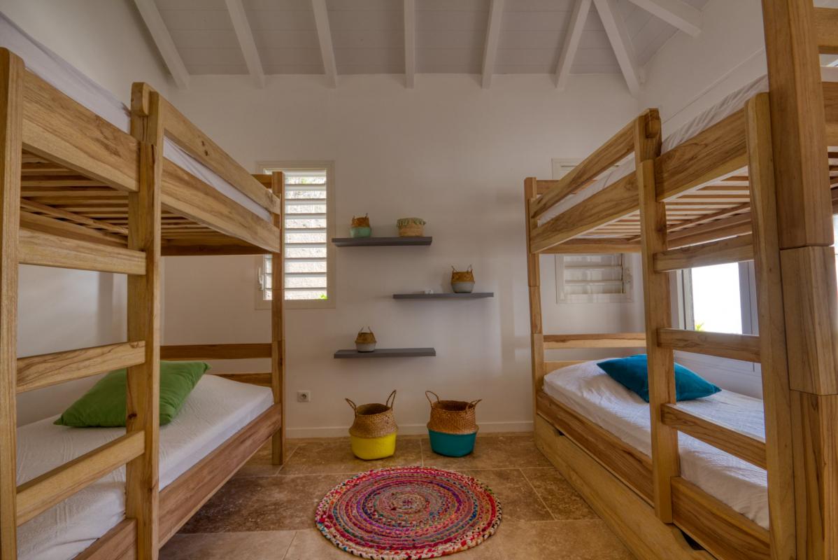 Location villa de luxe martinique au cap est - chambre étage 2 lits superposés