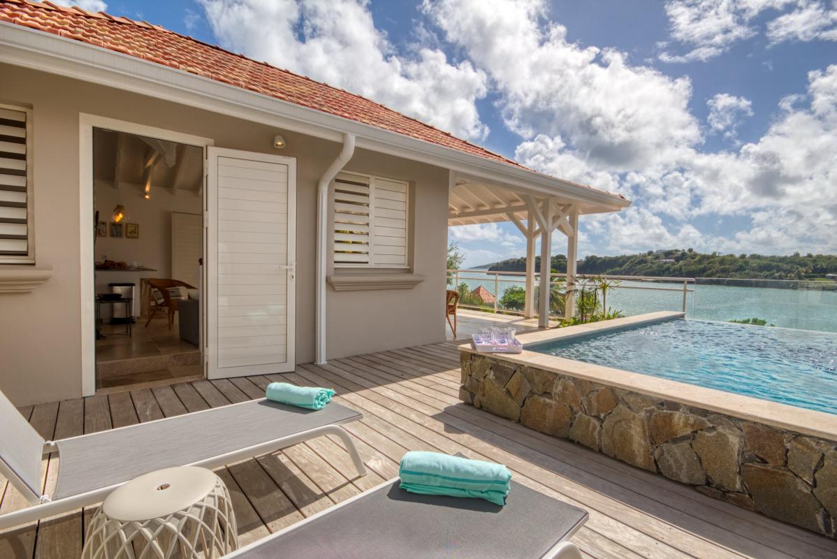 location villa martinique 2 chambres avec grande terrasse vue mer