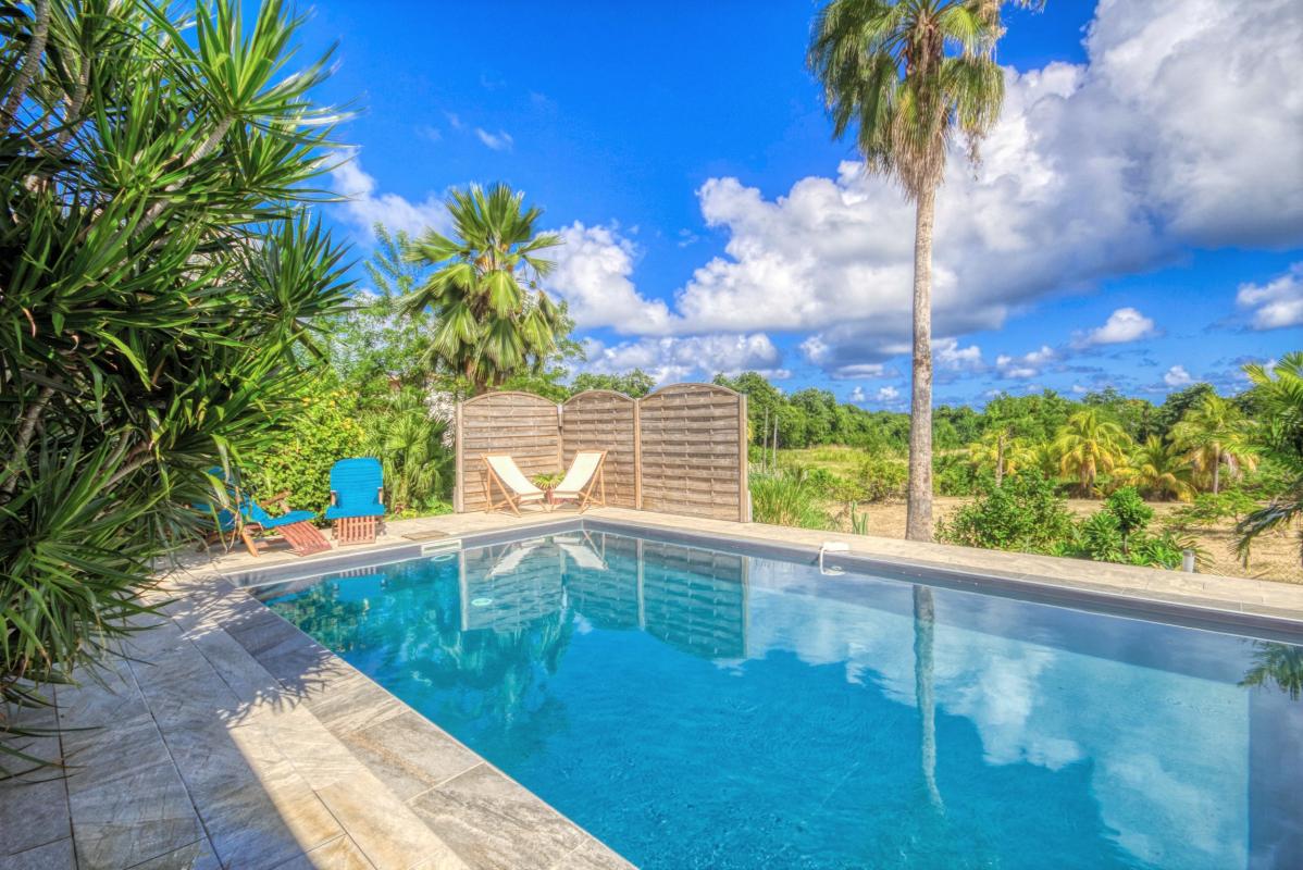location villa de standing martinique piscine exterieur