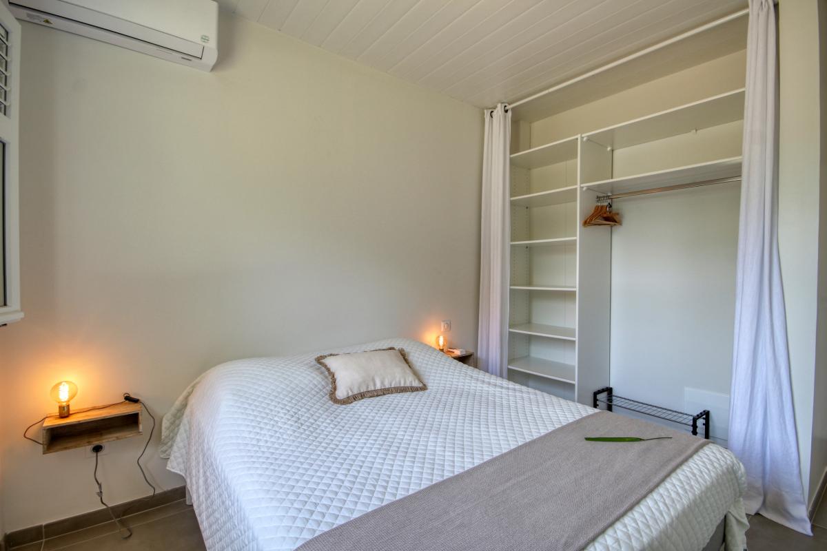 location villa de standing Martinique vue mer et piscine - chambre 2