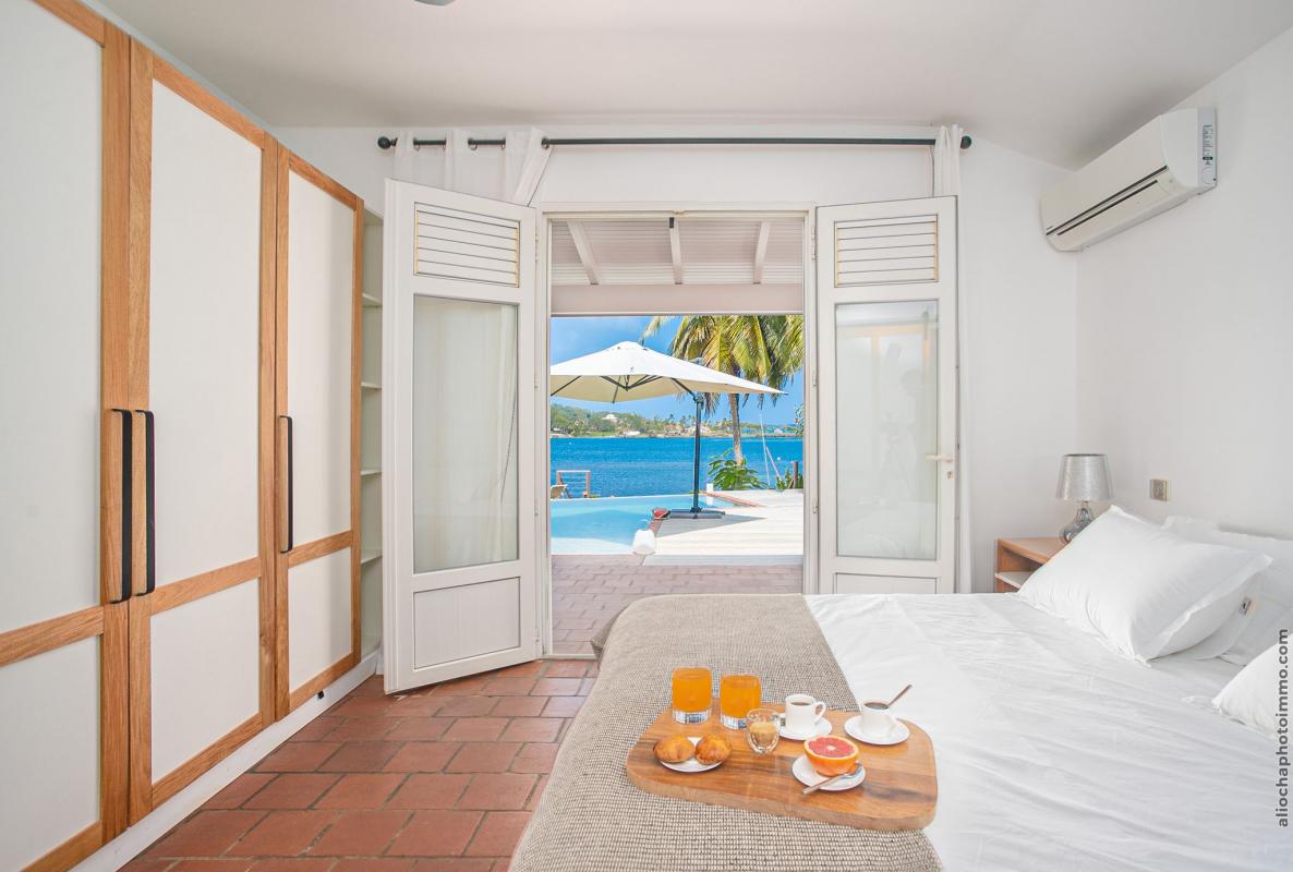 location villa d'exception vue mer piscine 5 chambres chambre 1