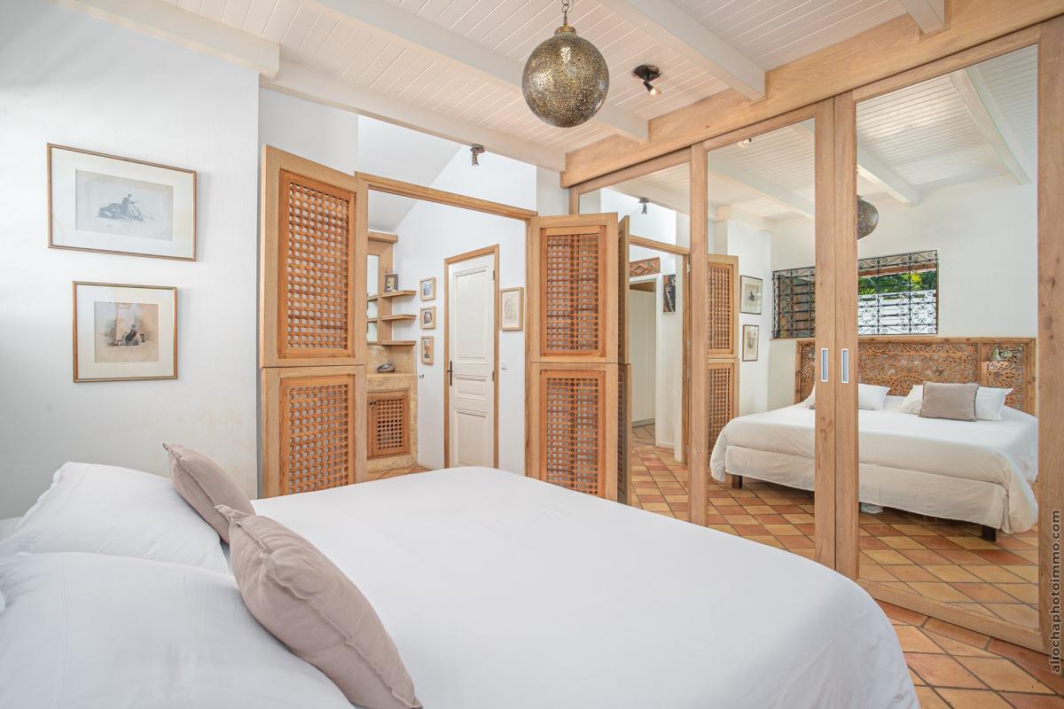 Location villa de luxe martinique vue mer piscine chambre1 b