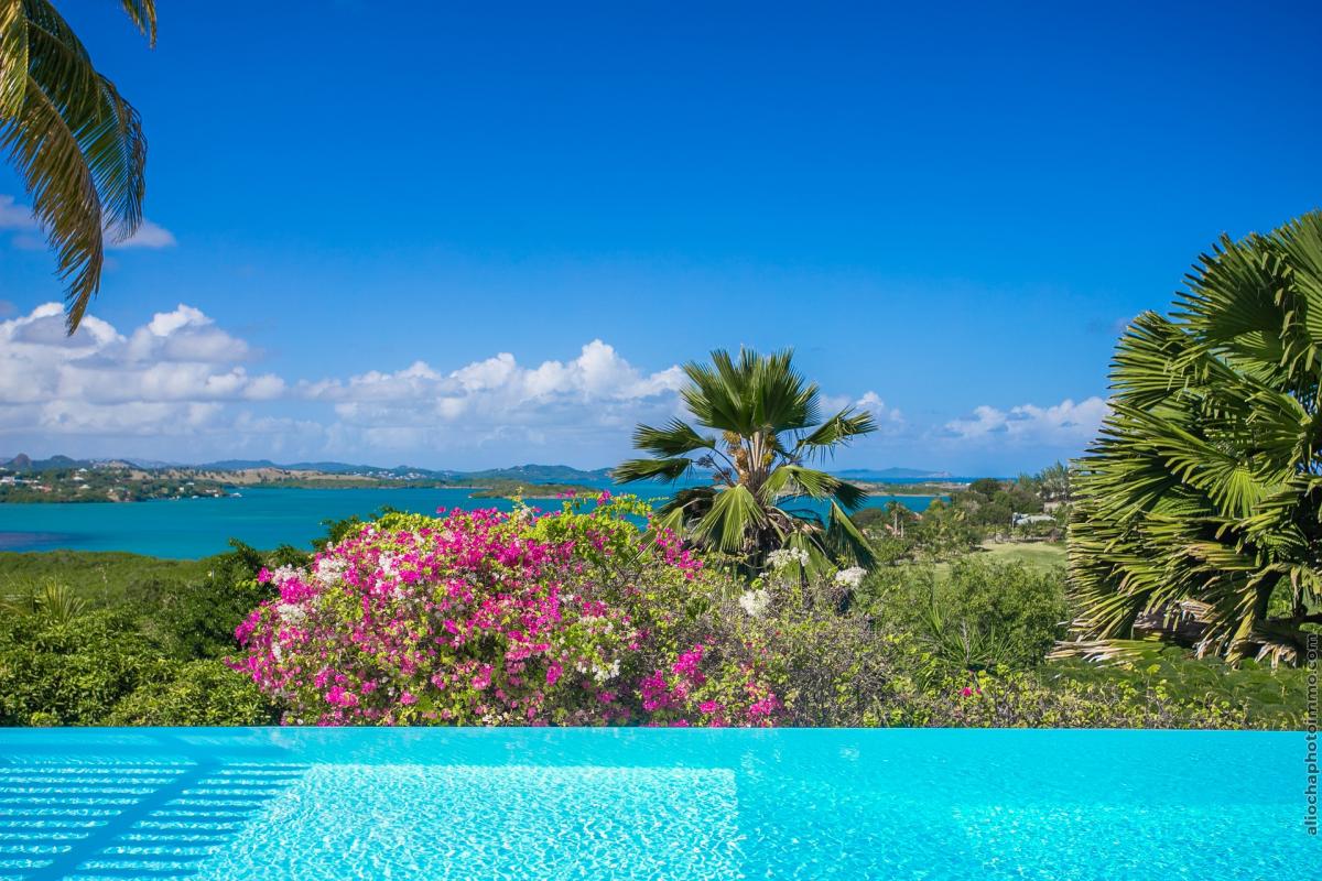 Location villa de luxe martinique vue mer piscine2
