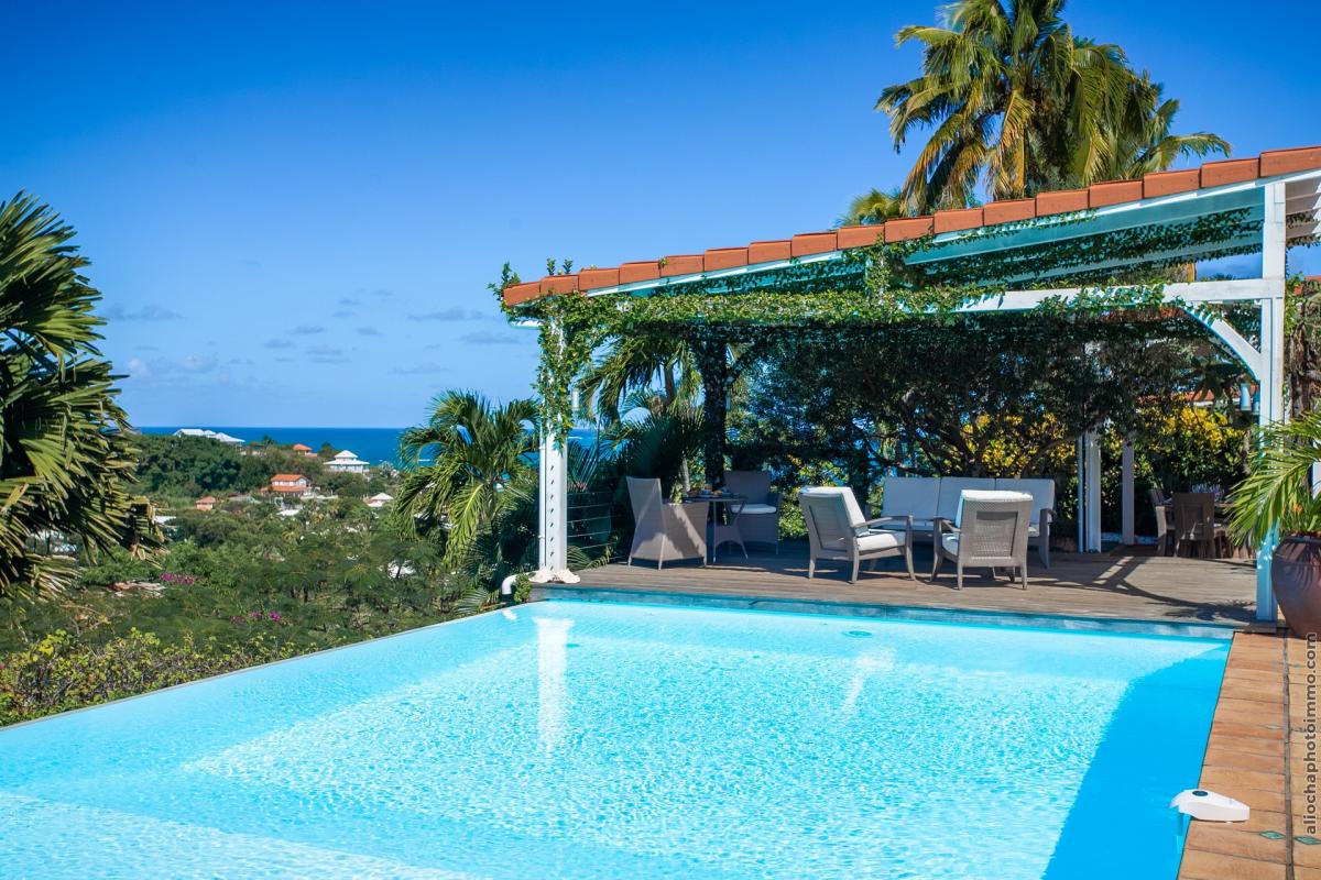Location villa de luxe martinique vue mer piscine