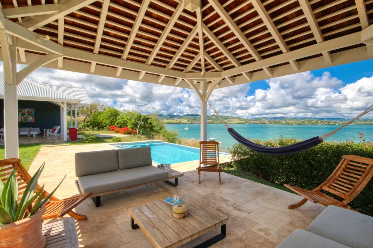 location villa de luxe vue mer piscine 8 personnes le François Martinique carbet 2