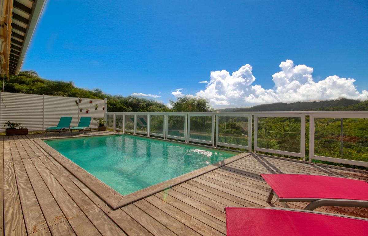 MQMA14 villa destanding belle piscine Le Marin Martinique vue piscine 