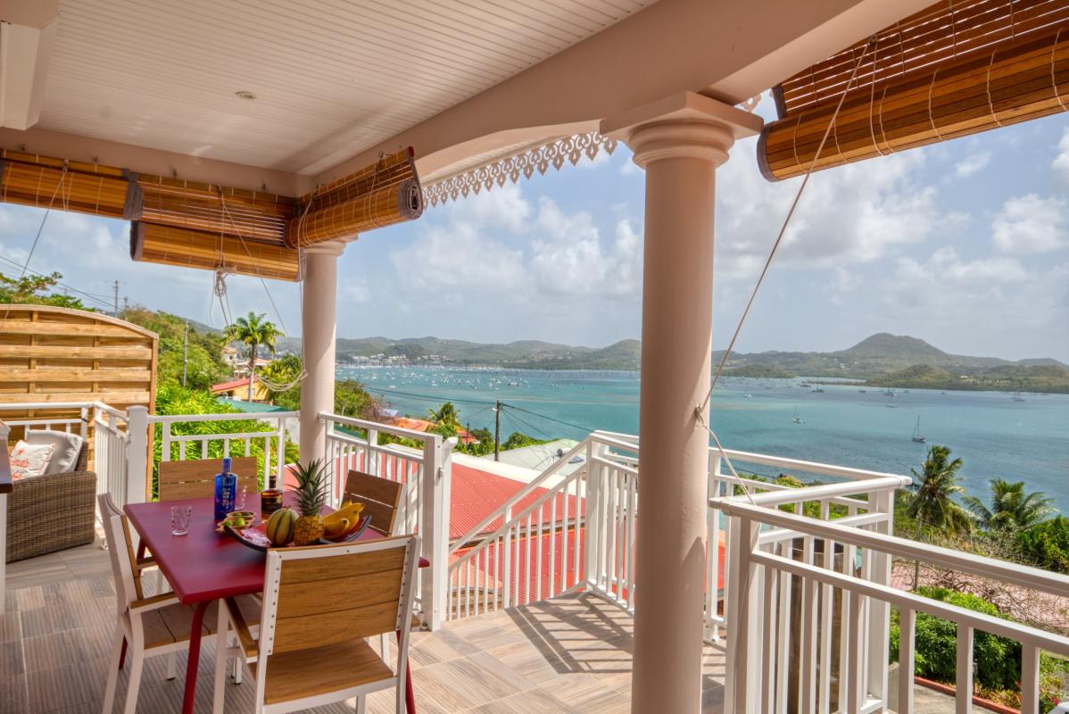 MQDI15 - Villa de standing avec piscine belle vue mer au Marin Martinique