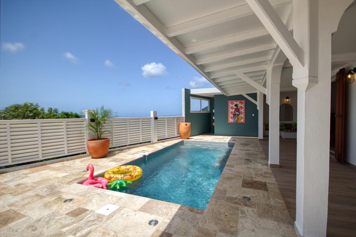 location villa Martinique 6 personnes au Marin avec piscine - vue piscine