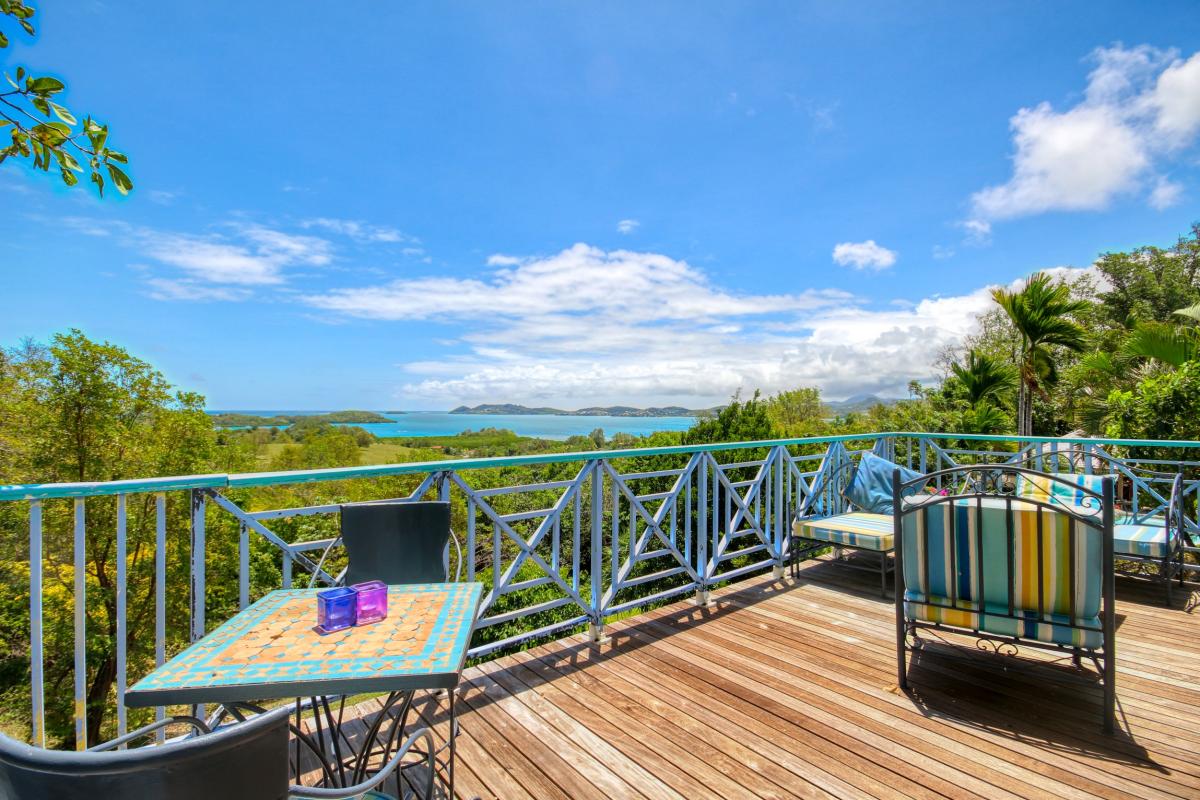 Bungalow 1 - Terrasse et vue mer