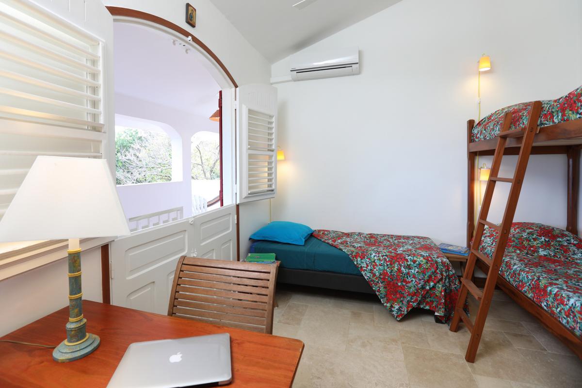 Location villa Martinique Le Robert Martinique - Chambre 2