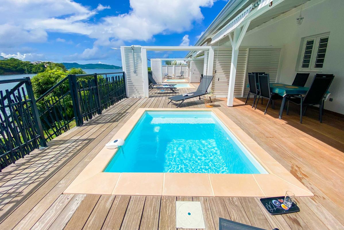 location de villa Martinique 5 personnes vue piscine