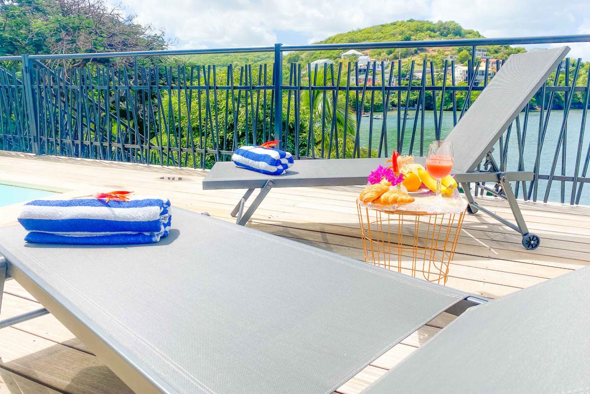 location de villa 5 personnes Martinique vue mer et piscine