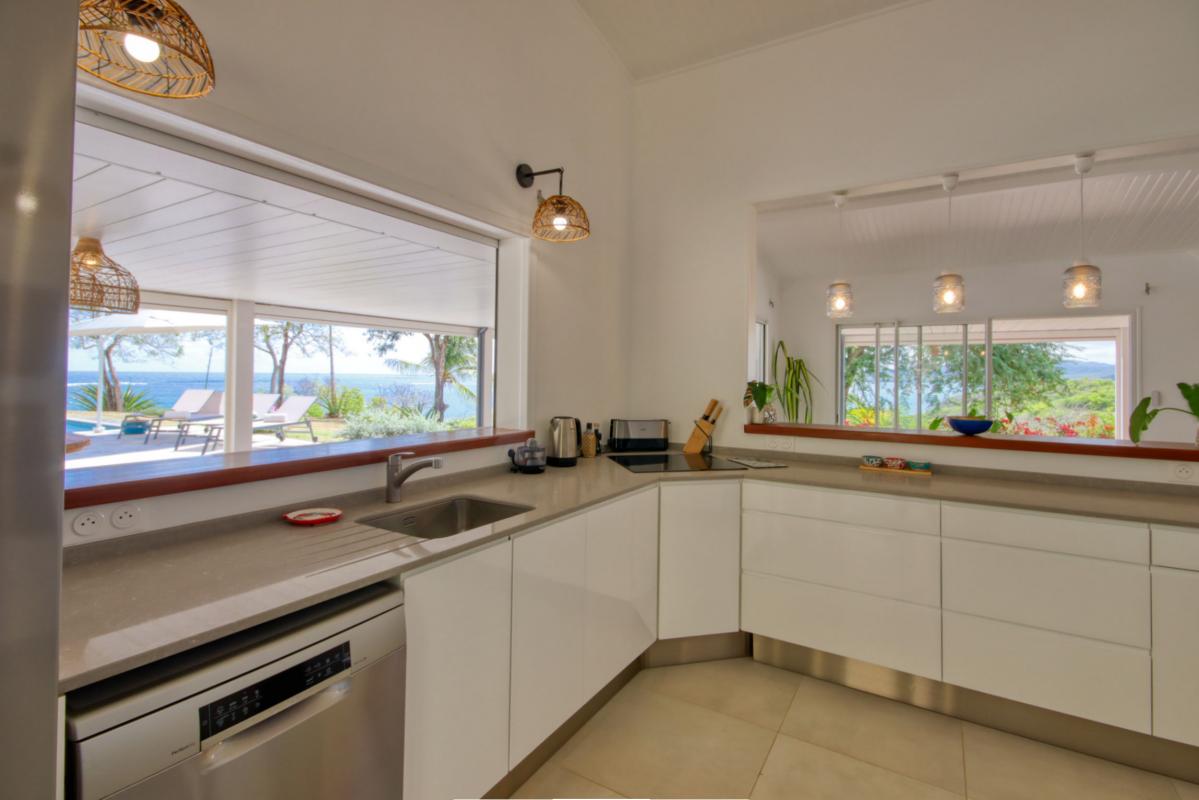 location de villa martinique vue mer cuisine 2