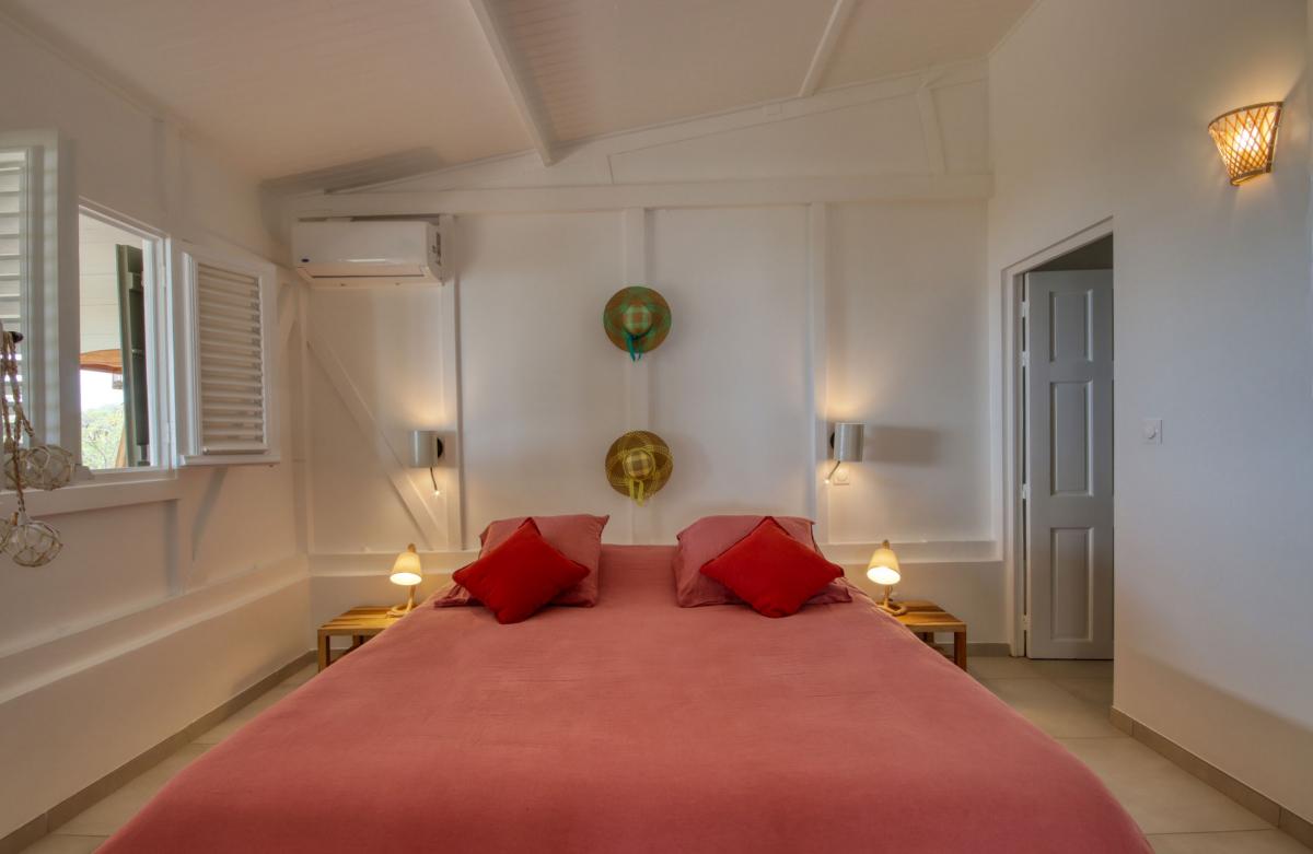 location villa de luxe 8 personnes vue chambre 2