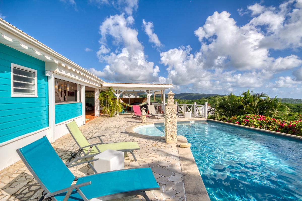 location villa martinique sainte luce avec piscine