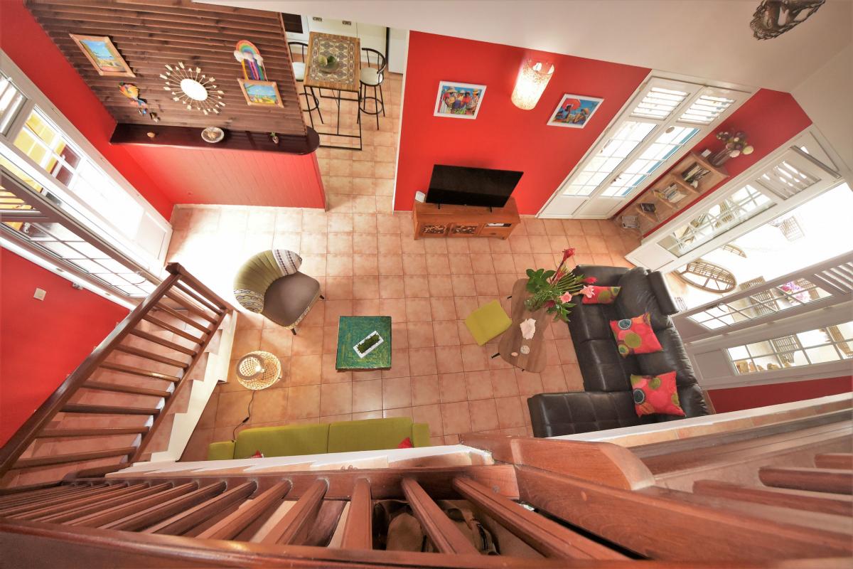 location villa martinique à saint anne  avec salon et télévision
