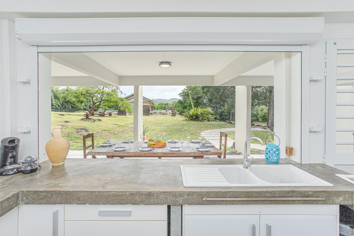 Location villa martinique sainte anne cuisine équipée 