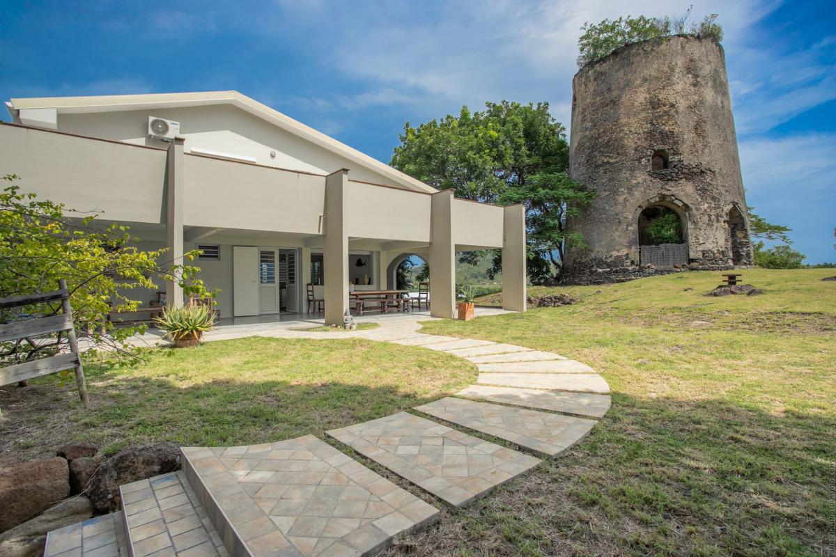 Location villa martinique sainte anne vue d'ensemble