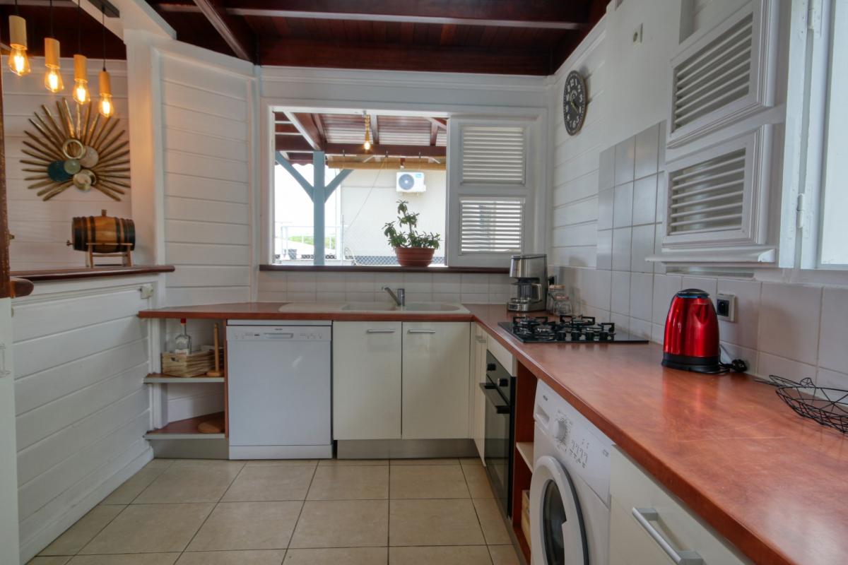 location maison Martinique Sainte Anne 6 personnes cuisine