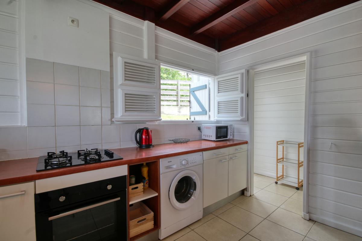 location maison Martinique Sainte Anne 6 personnes cuisine3