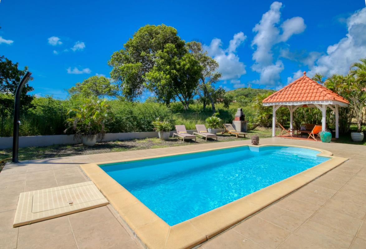 location villa de standing 8 personnes Sainte-Anne Martinique piscine