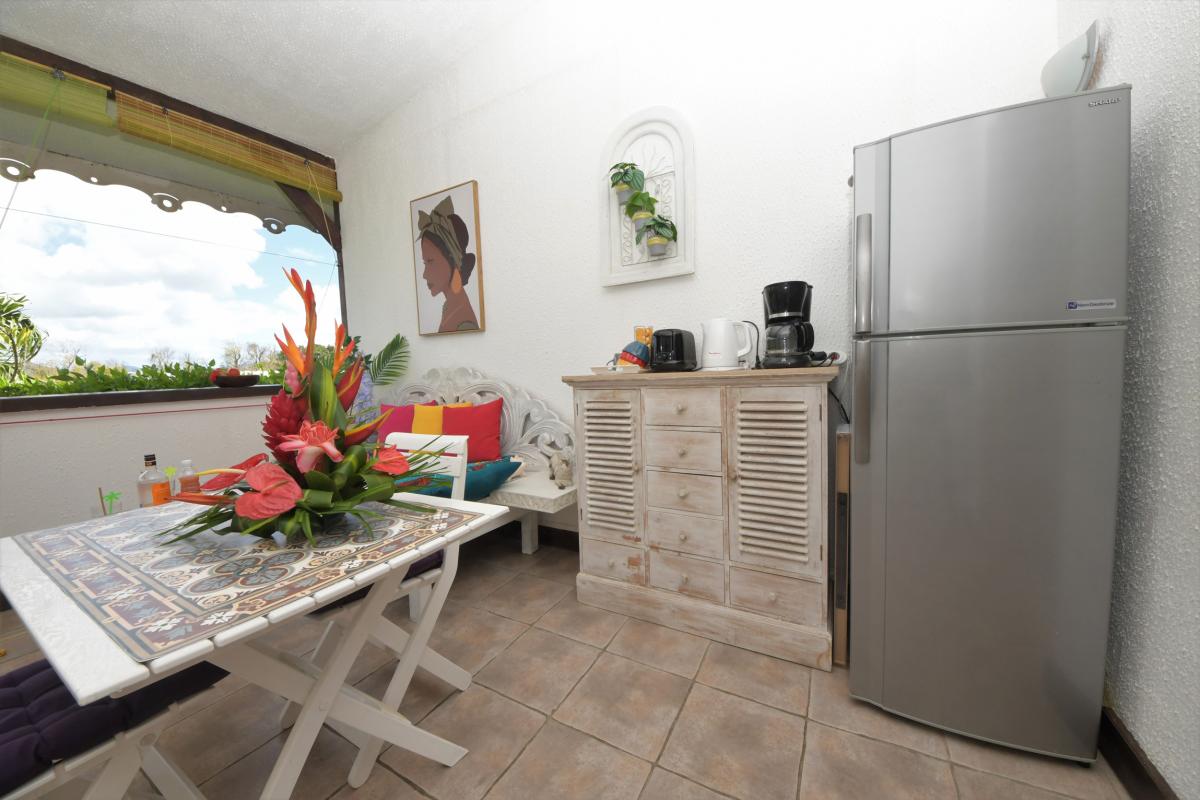 Location vacances Martinique - Studio 2 personnes Sainte-Anne Martinique - Terrasse Cuisine
